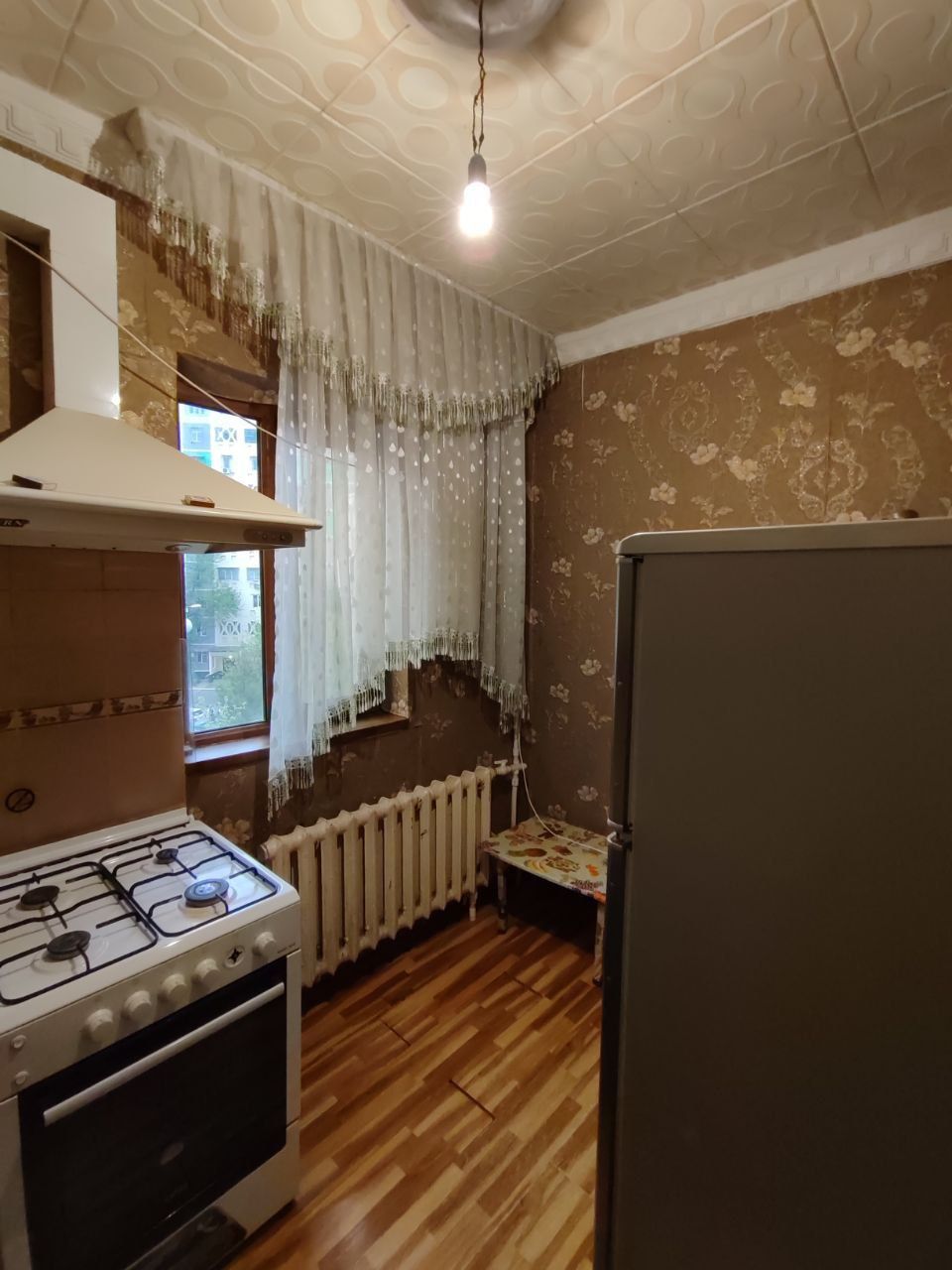 Яккасарой Бошлик 350$     оилага