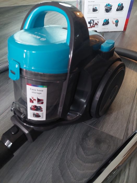 Прахосмукачка Bosch Serie 2 Bagless