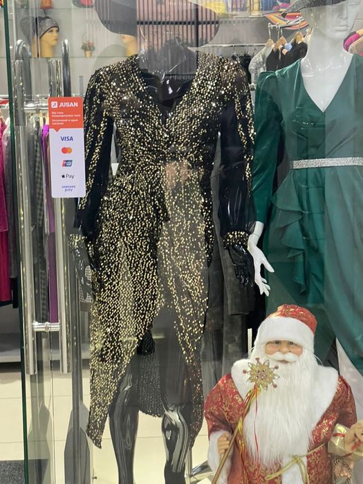 Платье на корпоратив.