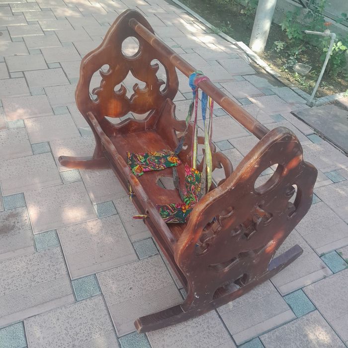 Бесік сатылады . Жаңа қолданбаған.