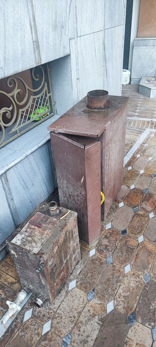 Katyol sotiladi Eron Maxsuloti . Gorelkasi ishlidi