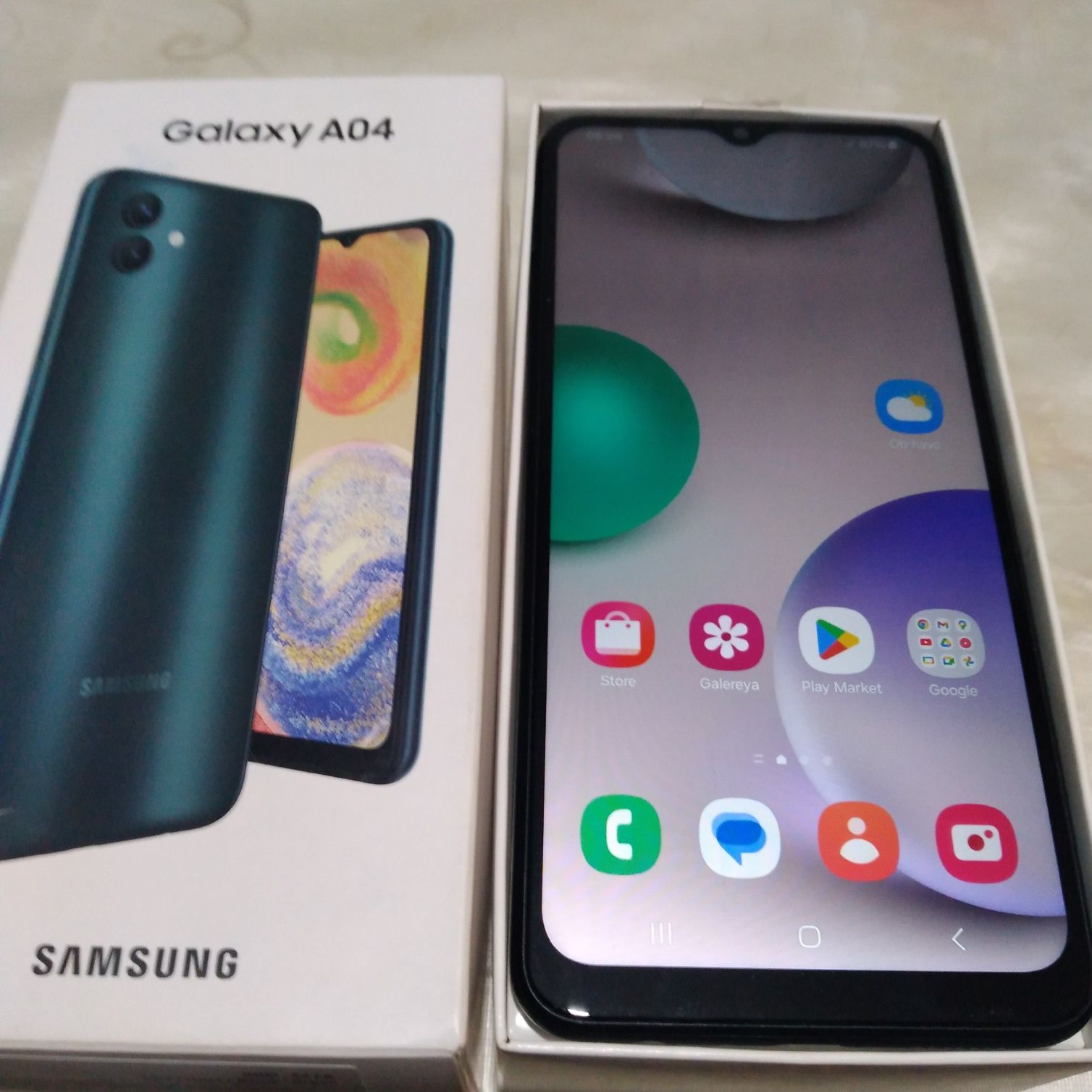 Galaxy A04.сотилади.янги