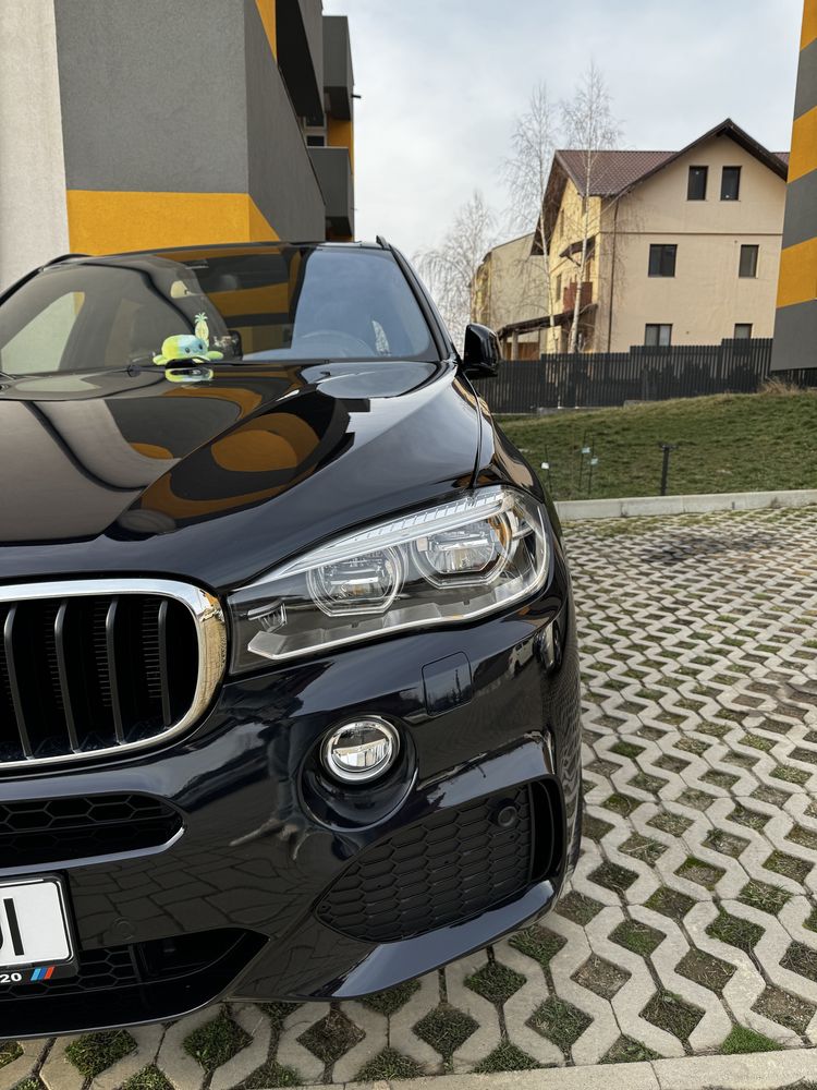 BMW X5 F15 2018 3.0D 258CP M Packet