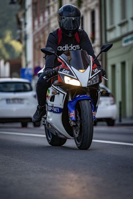 Honda CBR1000RR Fireblade 2004