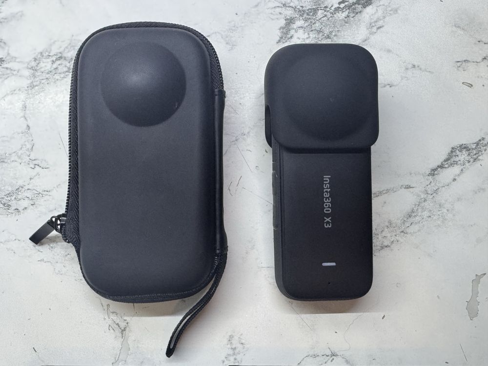 Продам insta360 x3