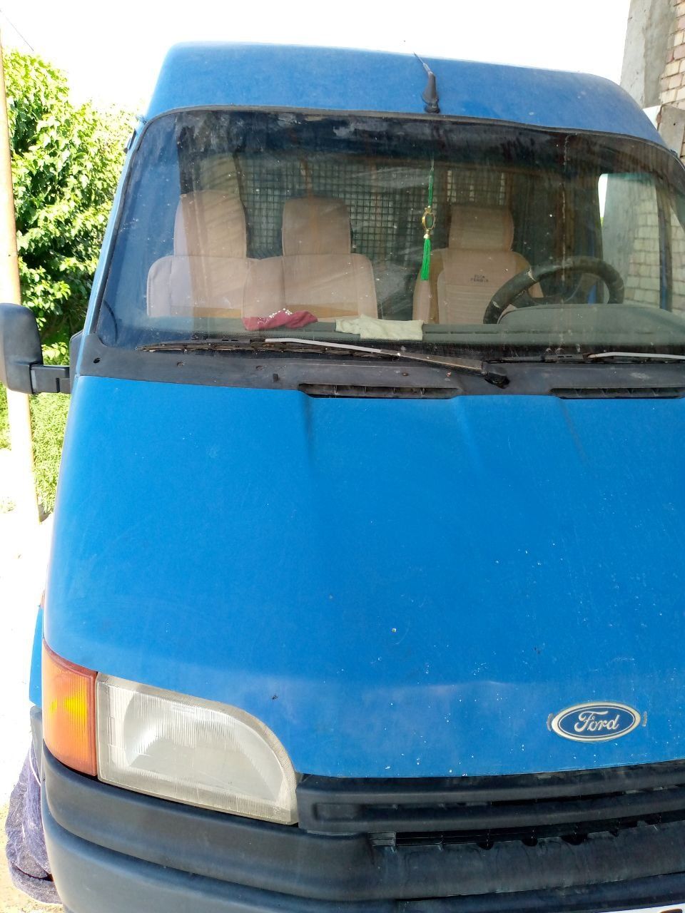 Ford Transit yili:1992 moshinani rasxodi yoq