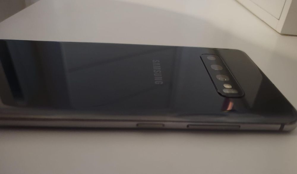 Samsung S10 plus, in stare foarte buna