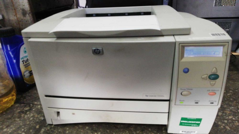 HP LaserJet 2300-принтер