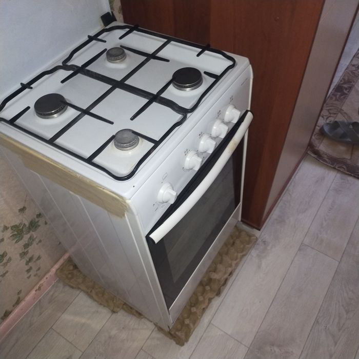Продам газ плита