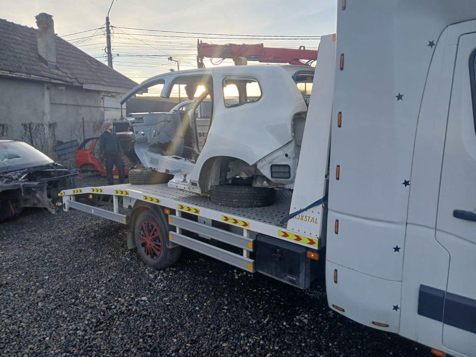 Vand piese caroserie dacia duster hjd plafon aripa spate stlp lonjeron