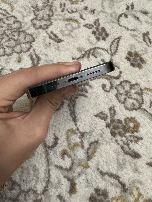 iPhone 12 pro 256gb срочни сотилади