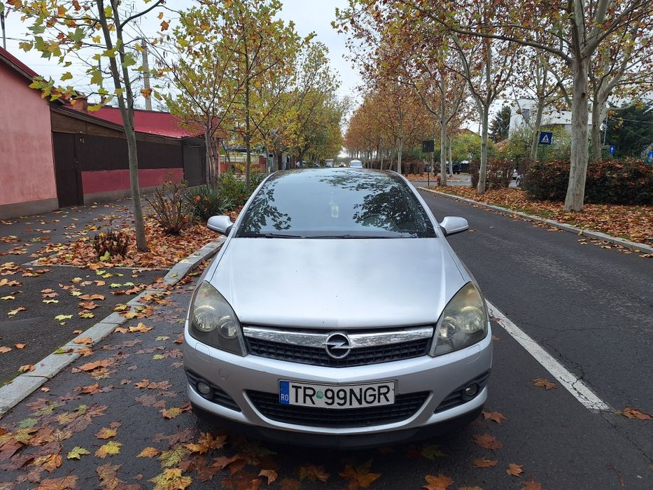 Vând Opel Astra GTC 2008
