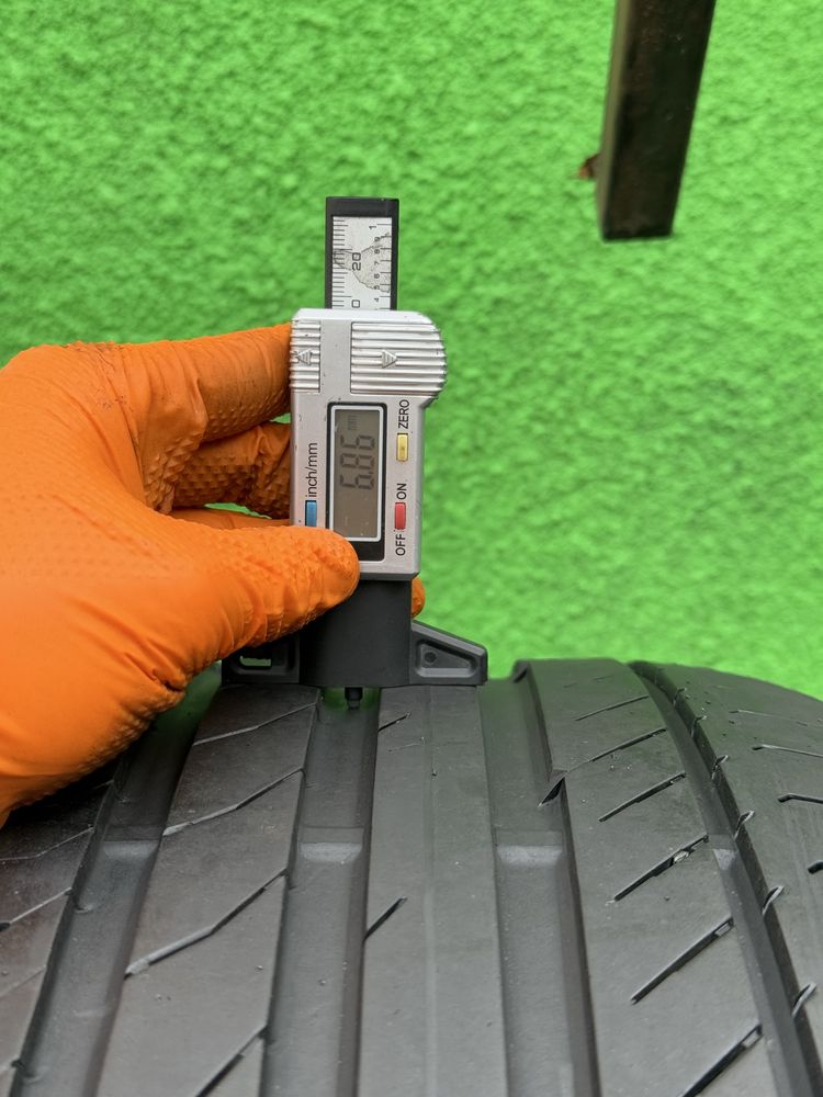 235/45/18 CONTINENTAL Profil 6.7mm profil  90%