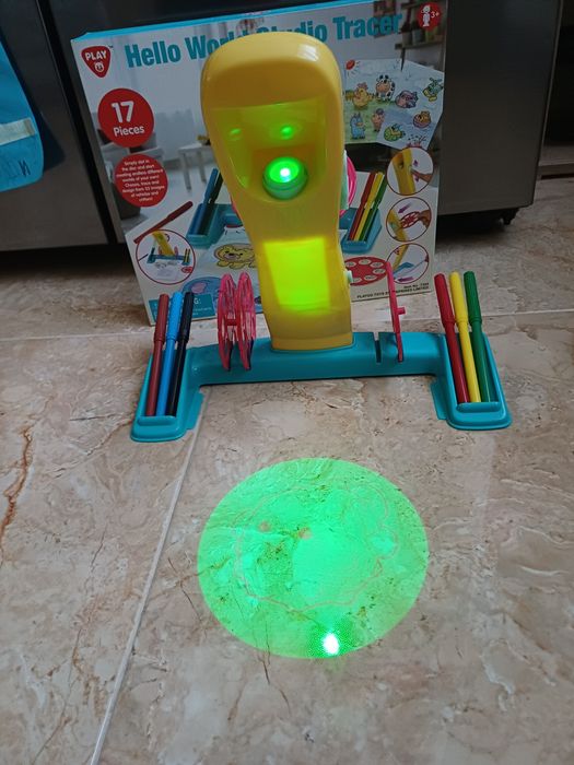 Комплет за рисуване проектор