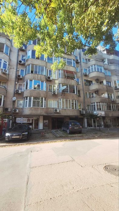 давам под наем офис / магазин до ОКРБ