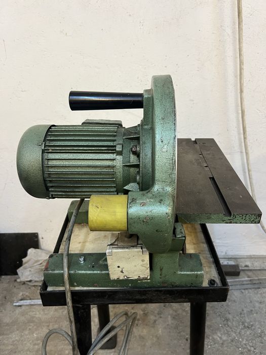 Masina de slefit trifazica pentru lemn cu disc