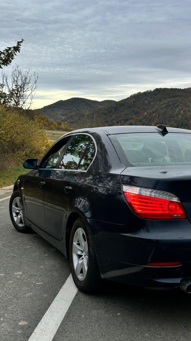 VAND BMW 520 177 CP