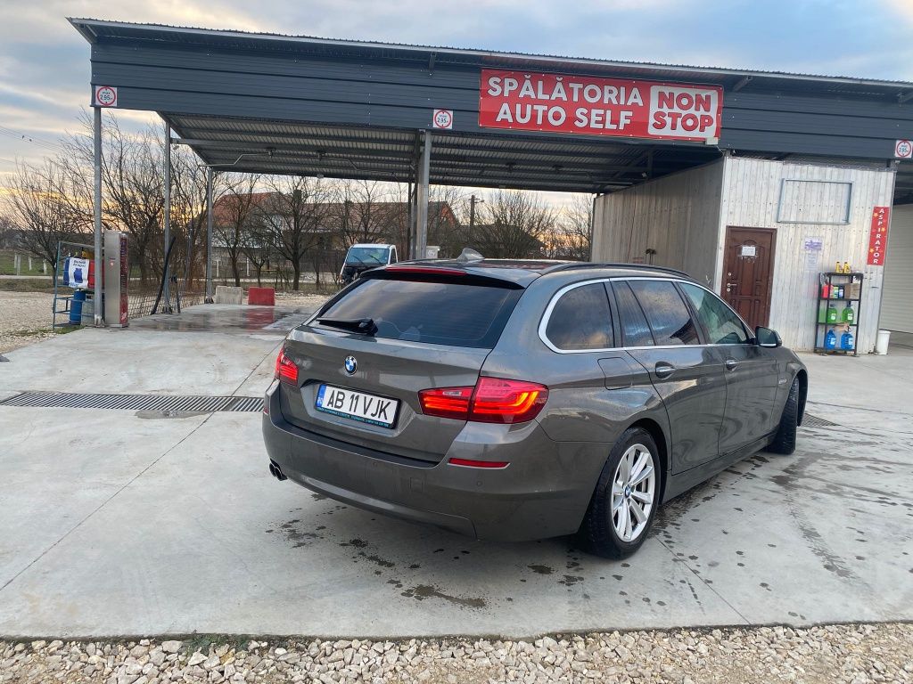Vând BMW Seria 5 f11 2014 pe final