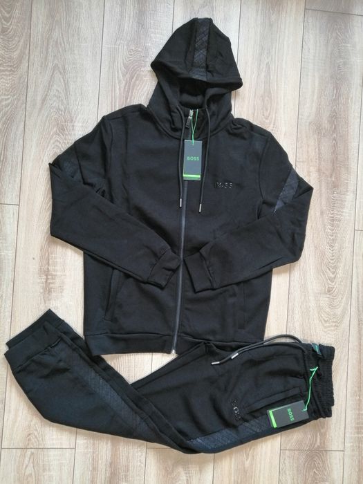 Hugo Boss мъжки спортен екип с качулка S