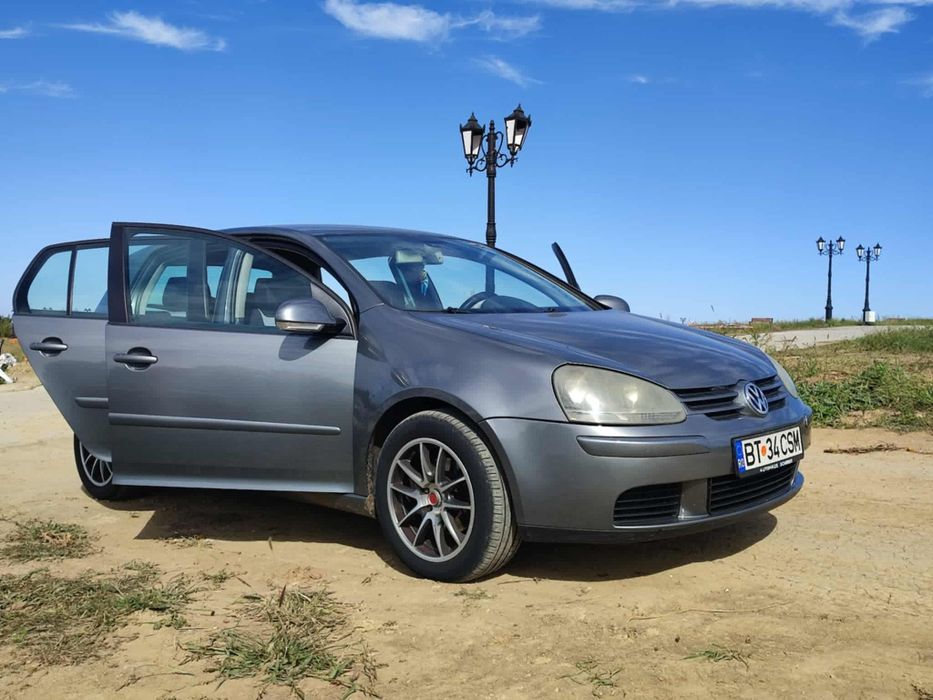 Vând golf V din 2002