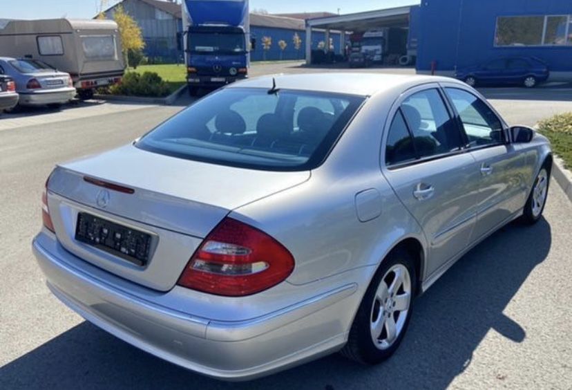 Мерцедес Е270CDI w211 на части