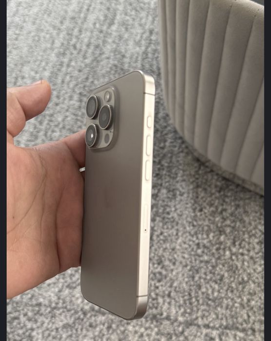 Vand sau schimb iphone 15 pro