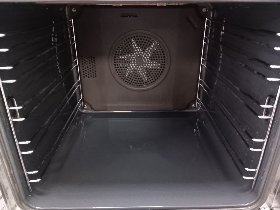 Иноксова печка за вграждане с керамичен плот Miele 24 м.гаранция!