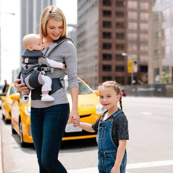 Нова ергономична раница Ergobaby Omni 360 cool air mesh breeze