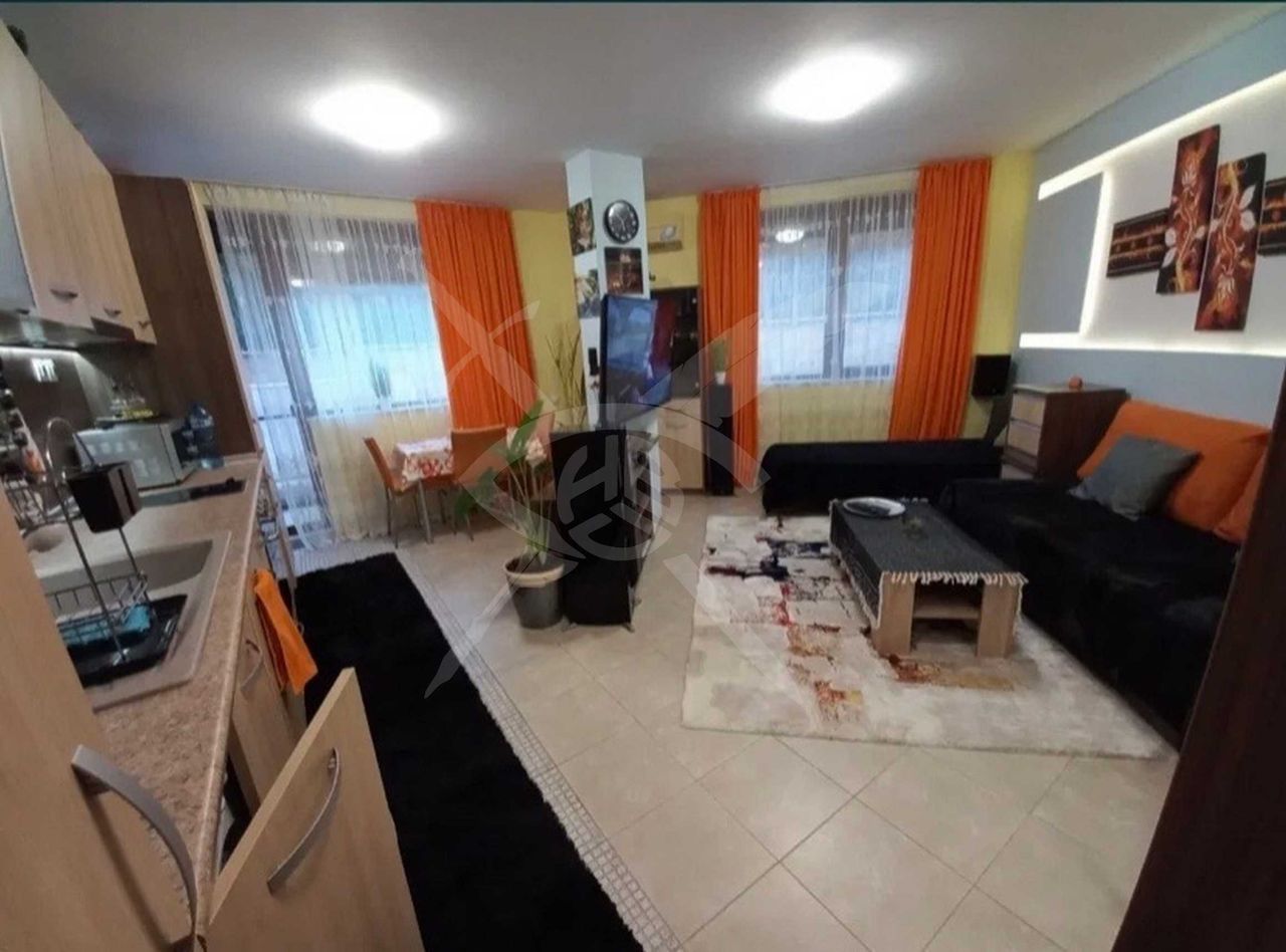 Продава се Едностаен апартамент в к.к. Св.Св. Константин и Елена - 54 кв.м за 1973 €/кв.м - Снимка #2