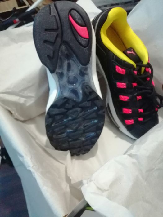 Pantofi Sport Puma Unisex 37,5 ; 38 și 38,5