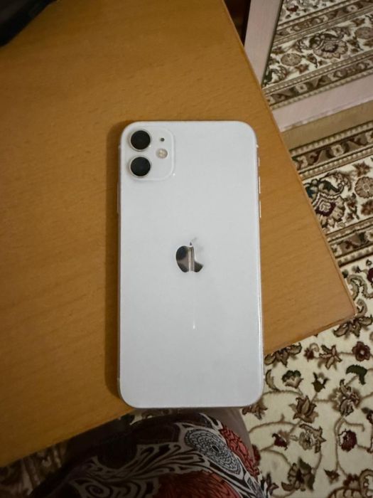 iPhone 11, 64 GB, белый цвет