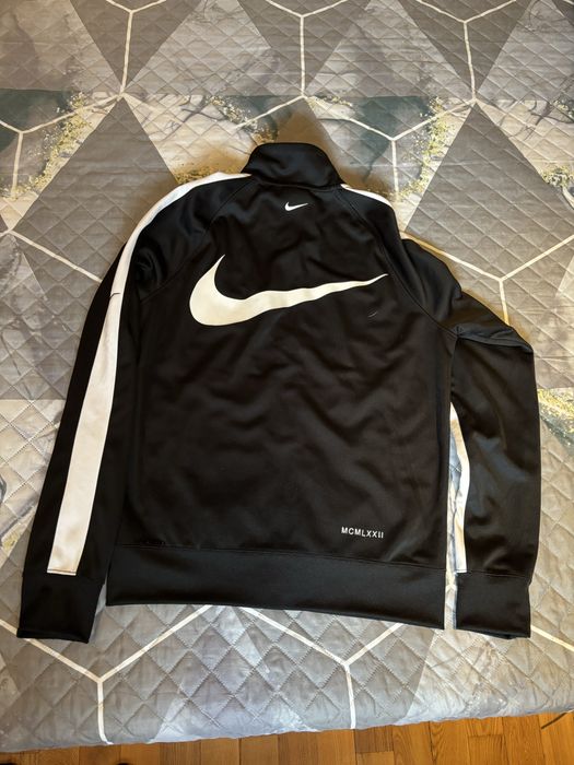 Nike Swoosh горнище