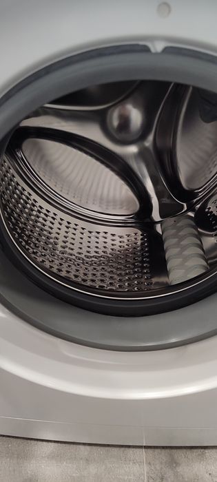 Пералня Whirlpool 8kg. 6-то чувство.