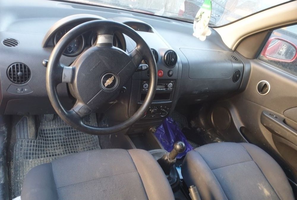 Dezmembrez Chevrolet Kalos 1.2 benzina