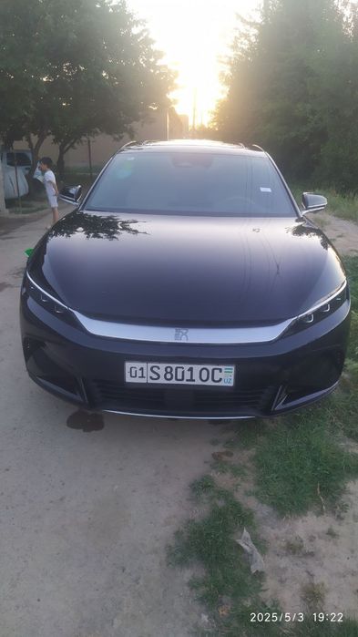 Продаётся машина byd han