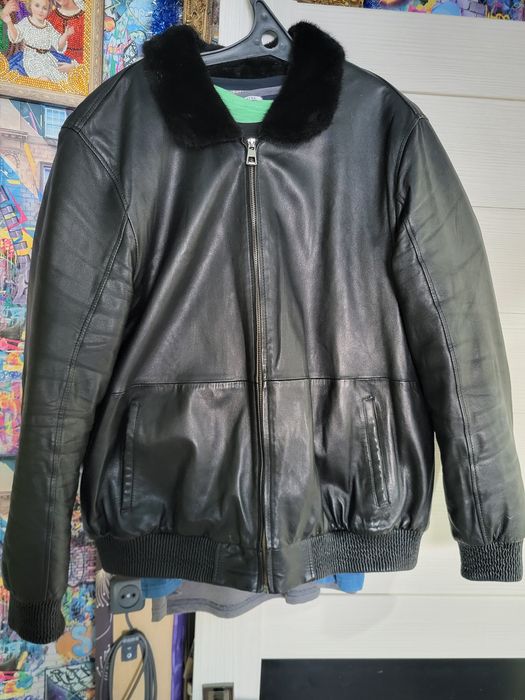 Продам куртку мужскую