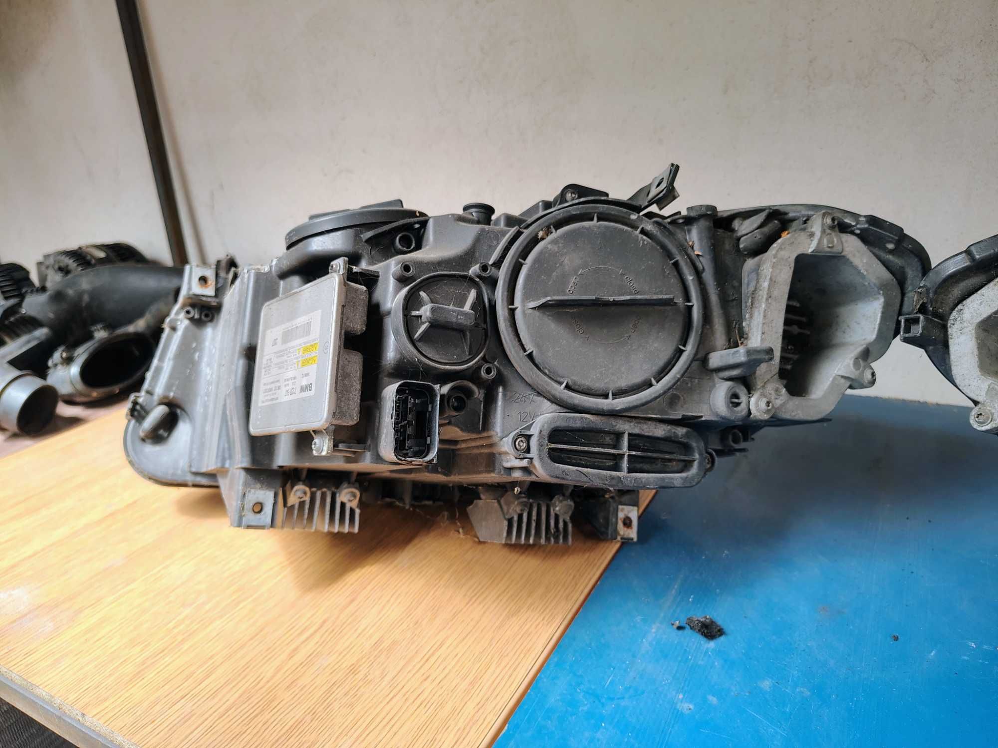 Завиващи фарове BMW F10/F11 Dynamic Xenon
