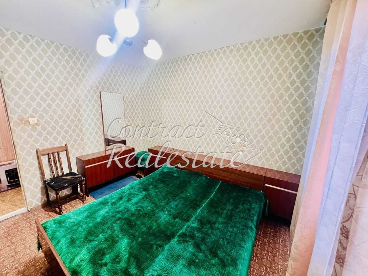 Продава се Двустаен апартамент в Ямбол, Център - 62 кв.м за 905 €/кв.м - Снимка #10