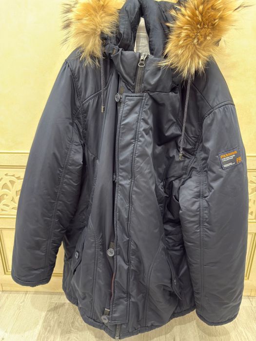 Продам мужской пуховик