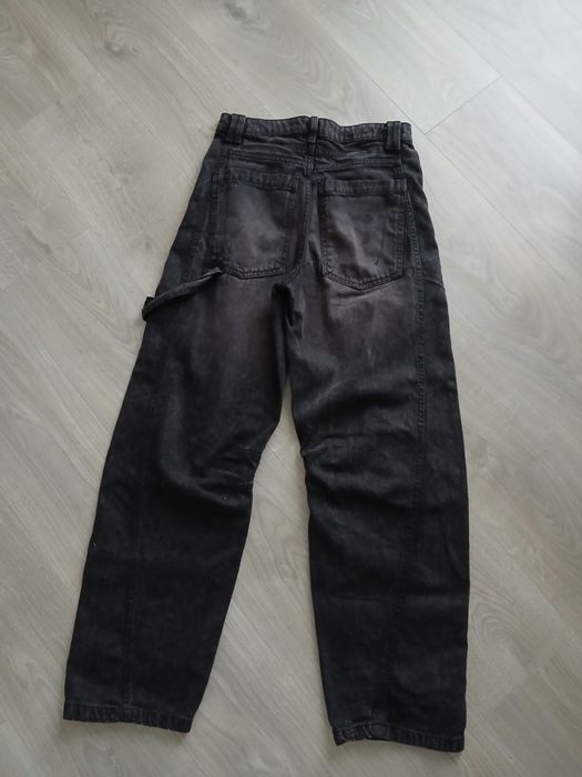 Blugi Bershka, marimea 32