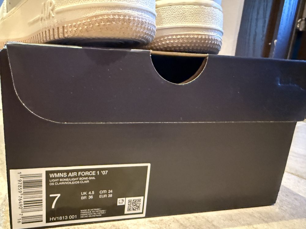 Дамски кецове nike air force 1 + подарък