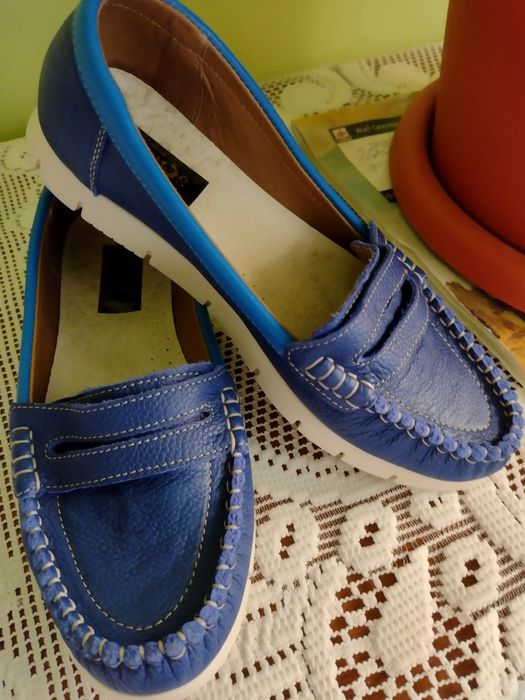 Sandale ,papuci, expadrile dantelate de vara, adidași, pantofi piele,.