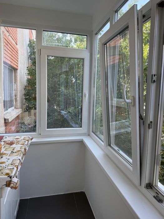 Vand apartament 2 camere