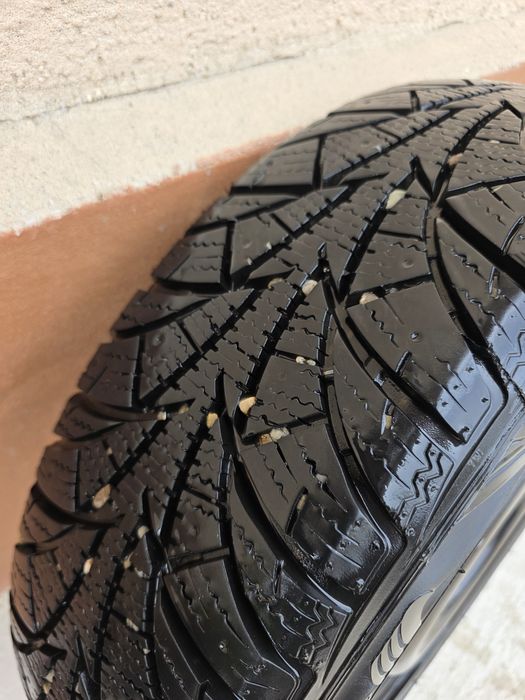 Anvelope cu jante 185/65/15 Rosava Snowguard