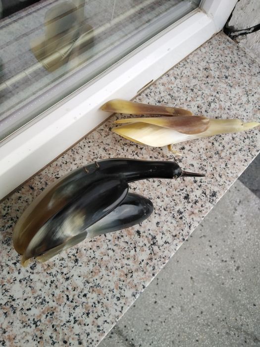 Красиви изделия от кост и кожа от див  заек