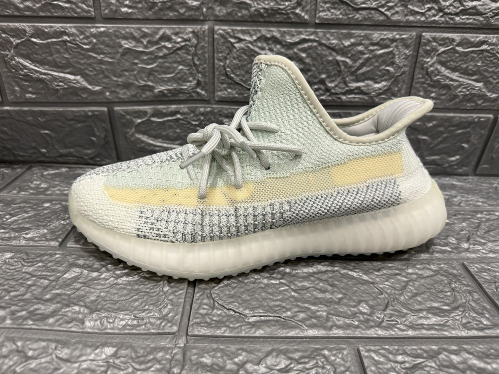 36-45 Yeezy 350 v2 Cloud White Reflective