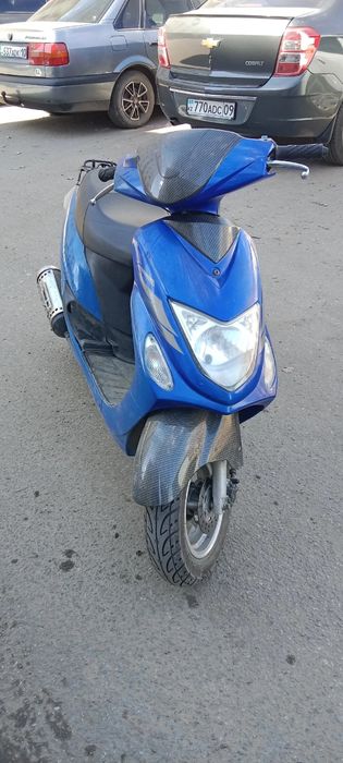 Продам скутер 90сс