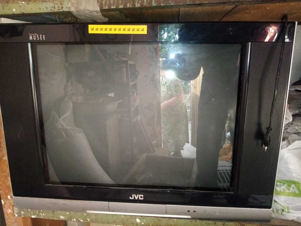 телевизор  старый