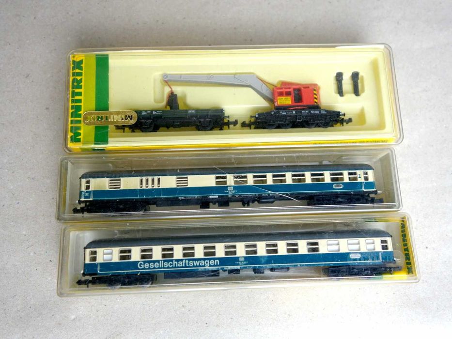 Комплект влакчета и вагони TRIX
