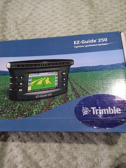 2 бр. Окопни култиватори, навигация Trimble и торачка